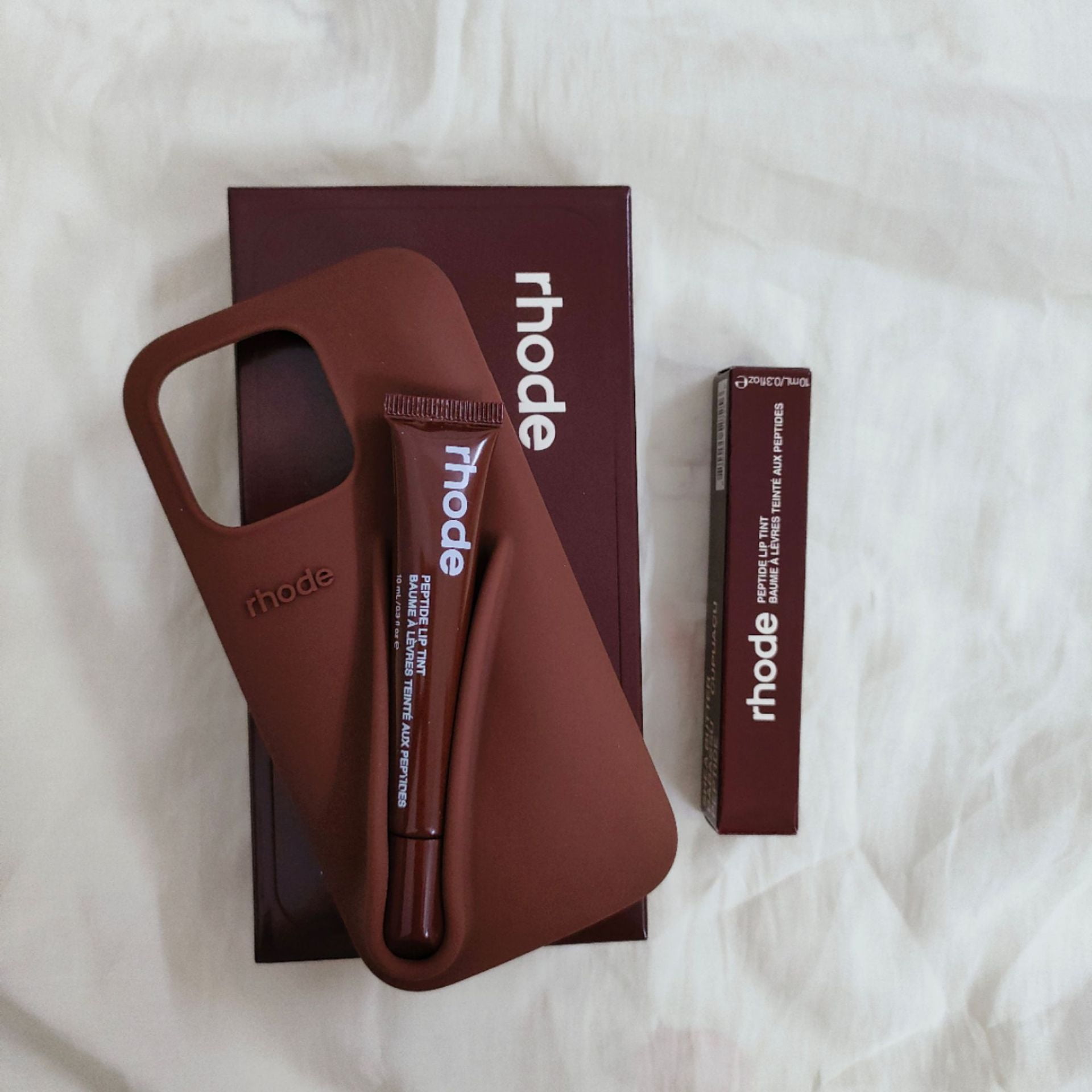 rhode iPhone16 ケース＋リップespresso Silicone Full-Body Lazy Lip Gloss Holder Phone Case for