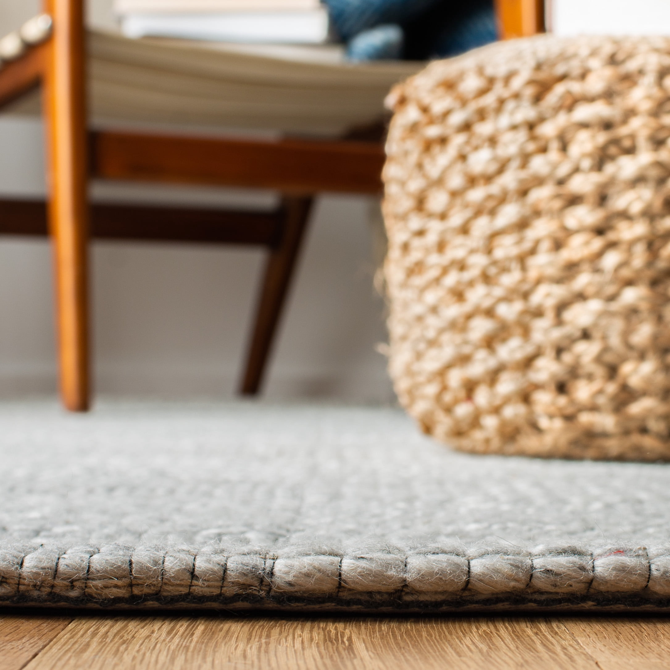 SAFAVIEH Marbella Easton Checkered Area Rug, Light Grey, 6' x 6' Square