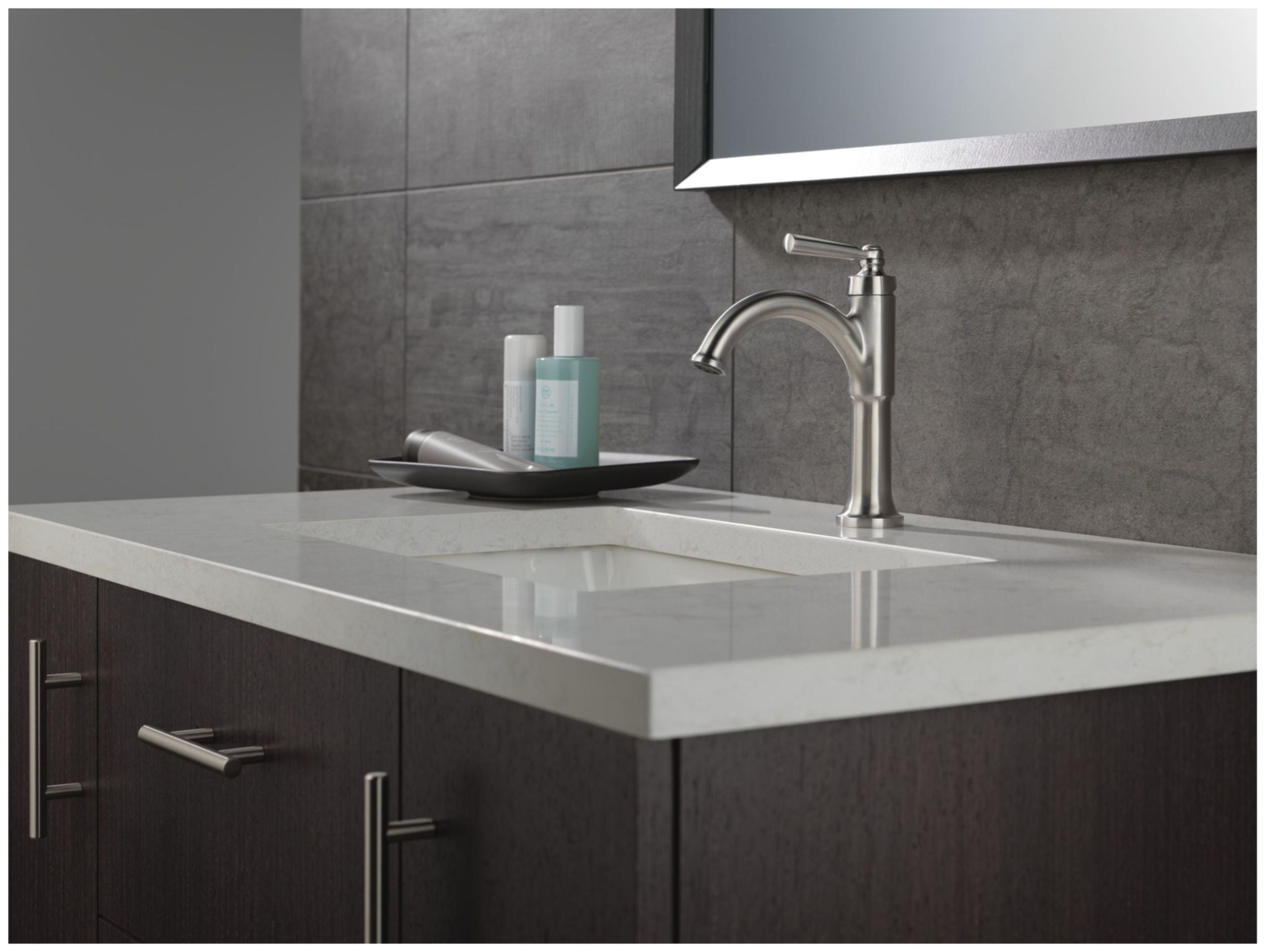Delta 535-Mpu-Dst Saylor 1.2 GPM Single Hole Bathroom Faucet - Brilliance Stainless