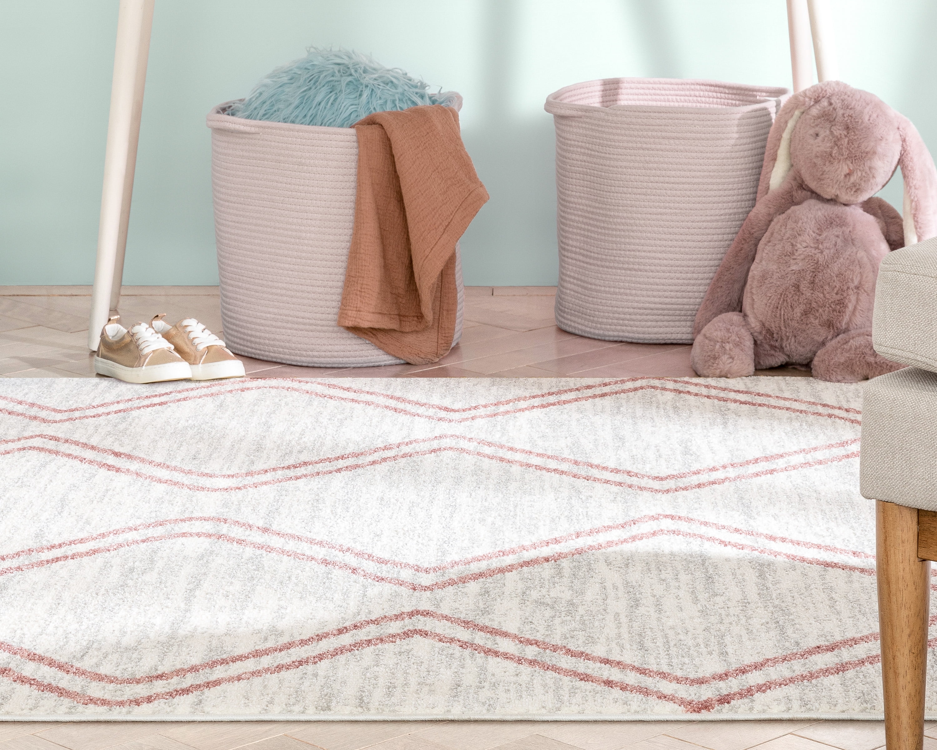 Well Woven Kennedy Chevron Area Rug, 6.58' x 9.25', Cotton Fringe For Authentic Look, Super Soft Pile, Durable, Easy To Clean