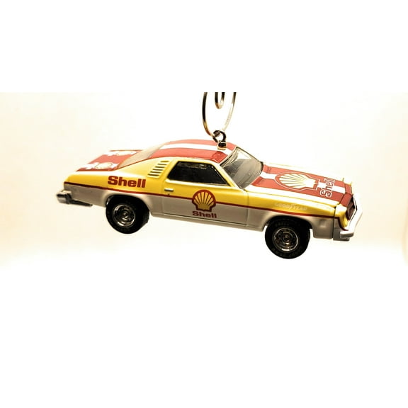 Christmas Ornament for 1975 Chevy Chevelle Laguna Yellow White