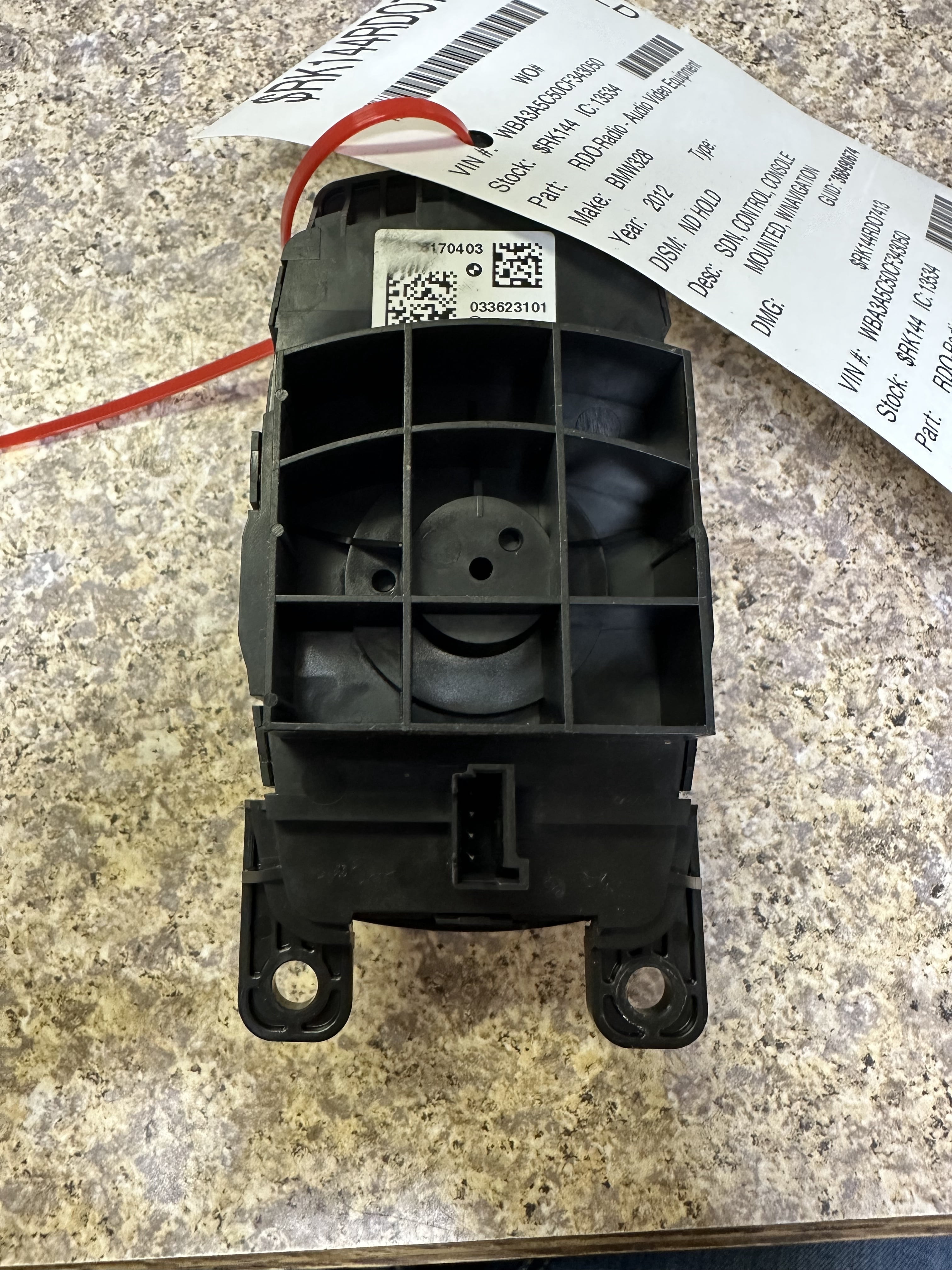 Pre-Owned 12-13 BMW 328i AM FM Radio Control Knob Console Mounted OEM LKQ - Verify Specific Vehicle Fitment In Description - (Good)