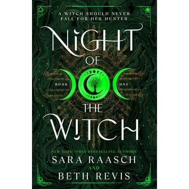 Sara Raasch: Night of the Witch (Hardcover)