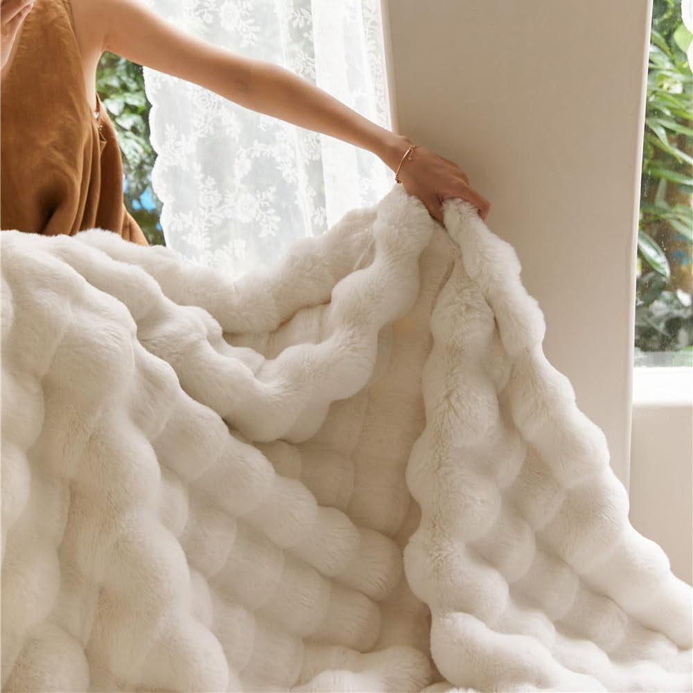 Marshmallow Cloud Fleece Throw Blanket, Rabbit Plush Faux Fur Blanket