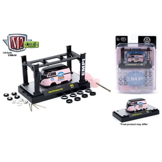 M2 Machines Auto-Thentics Release 75 - 1960 Volkswagen Single Cab