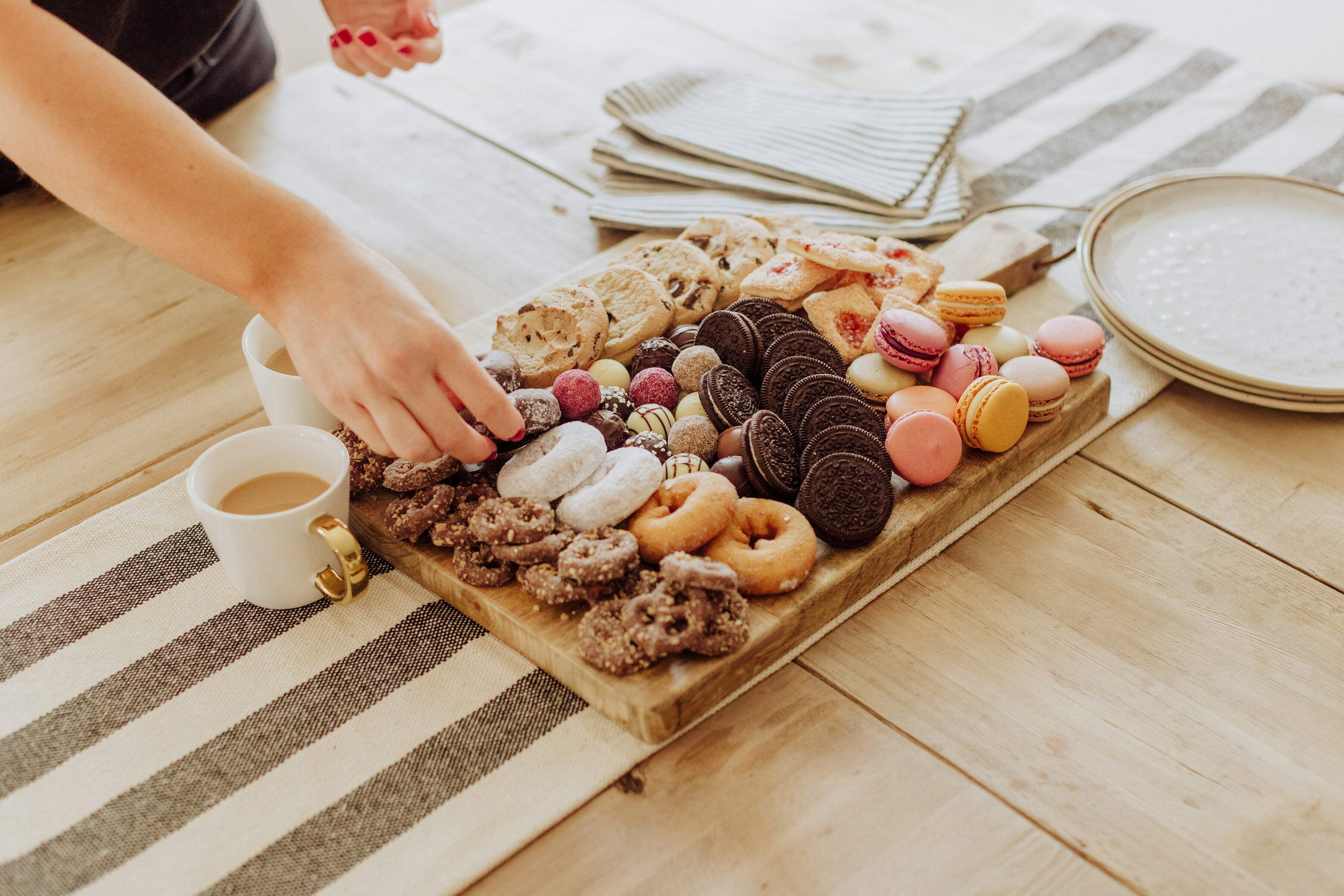 Toscana Ravi Charcuterie Board - Thumbnail 3