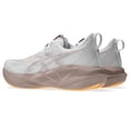 thumbnail image 4 of Zapatillas de Running ASICS NOVABLAST 5 Mujer Blanco/Beige Talla 10.5, 4 of 9