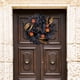 thumbnail image 1 of Corona de Halloween con hojas de arce negras para puerta de entrada, artificial, decorativa para jardín, interior, exterior, festival, patio., 1 of 8
