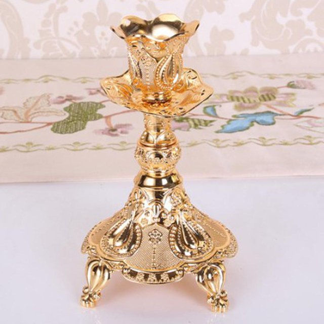 Vintage Aleación Pir Palo Titur Candebros Decoración De Para Vacaciones Valentín Decoración Golden cabeza perfecl Soporte para velas de boda