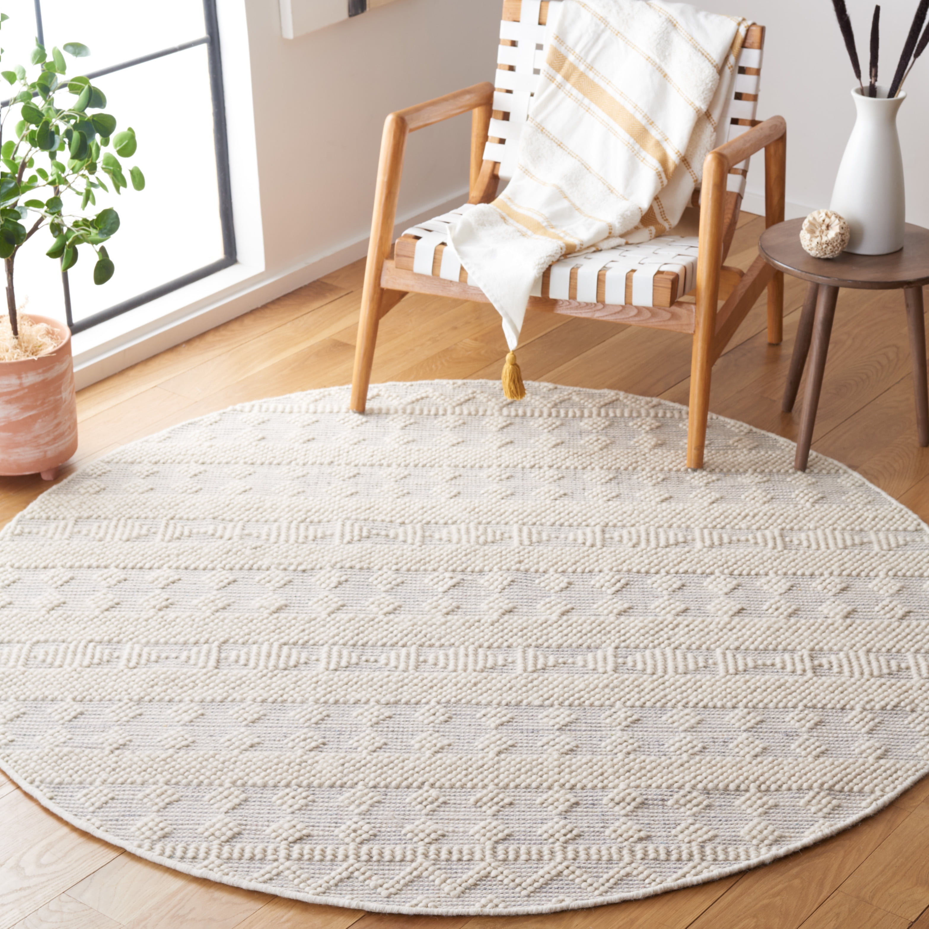 SAFAVIEH Natura Fulton Southwestern Wool Area Rug, Ivory/Blue, 6' x 6' Round