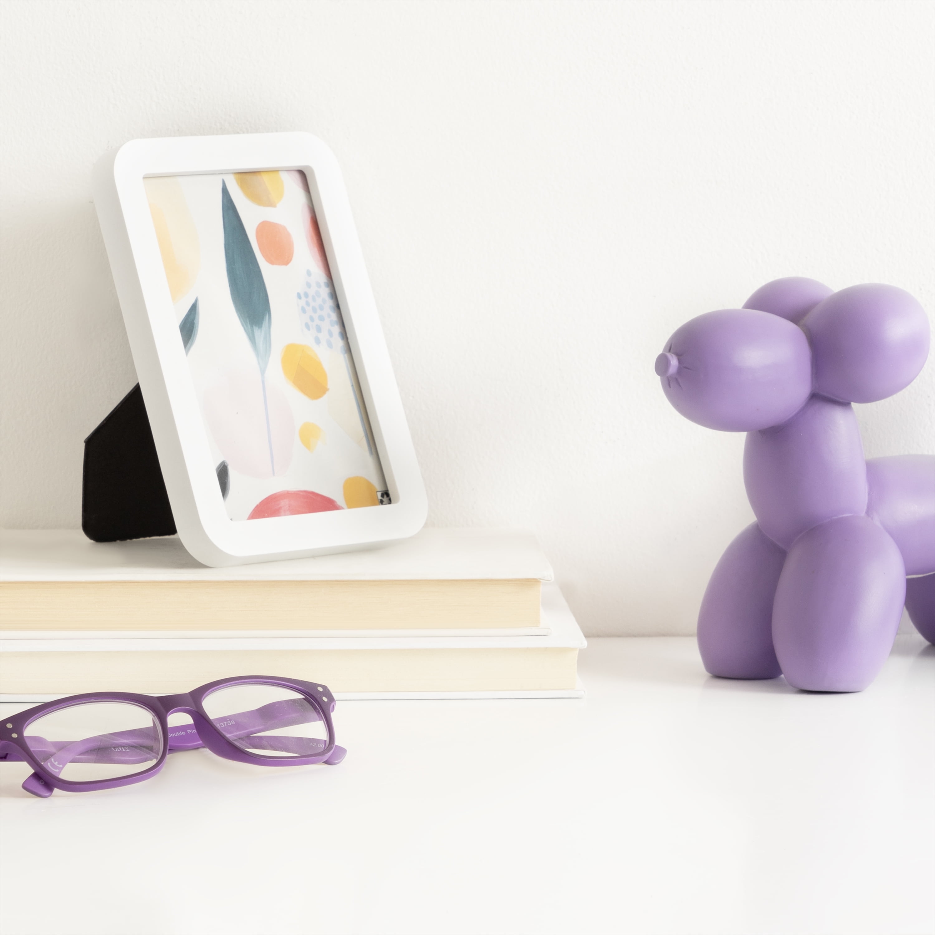 DesignOvation 4x6 Rounded Basic White Decorative Tabletop Picture Frame