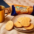 thumbnail image 5 of McVities Gold Chocolate Digestive Biscuits 232g, 5 of 6