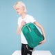 thumbnail image 5 of Mochila Sinotron Ligera Plegable de 22L para Viajes Verde, 5 of 6