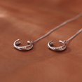 thumbnail image 3 of pieza de pendiente de botón con cadena cruzada y borlas largas con diamantes de imitación, 3 of 5