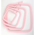 thumbnail image 3 of Juego de 4 aros cuadrados de plástico rosa Nurge para bordar, 3 of 9