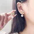 thumbnail image 4 of Pendientes de lazo dorados para mujer, pendientes de lazo de moda, bonitos pendientes con lazo, joyería de lazo, regalos para niñas adolescentes, 4 of 4