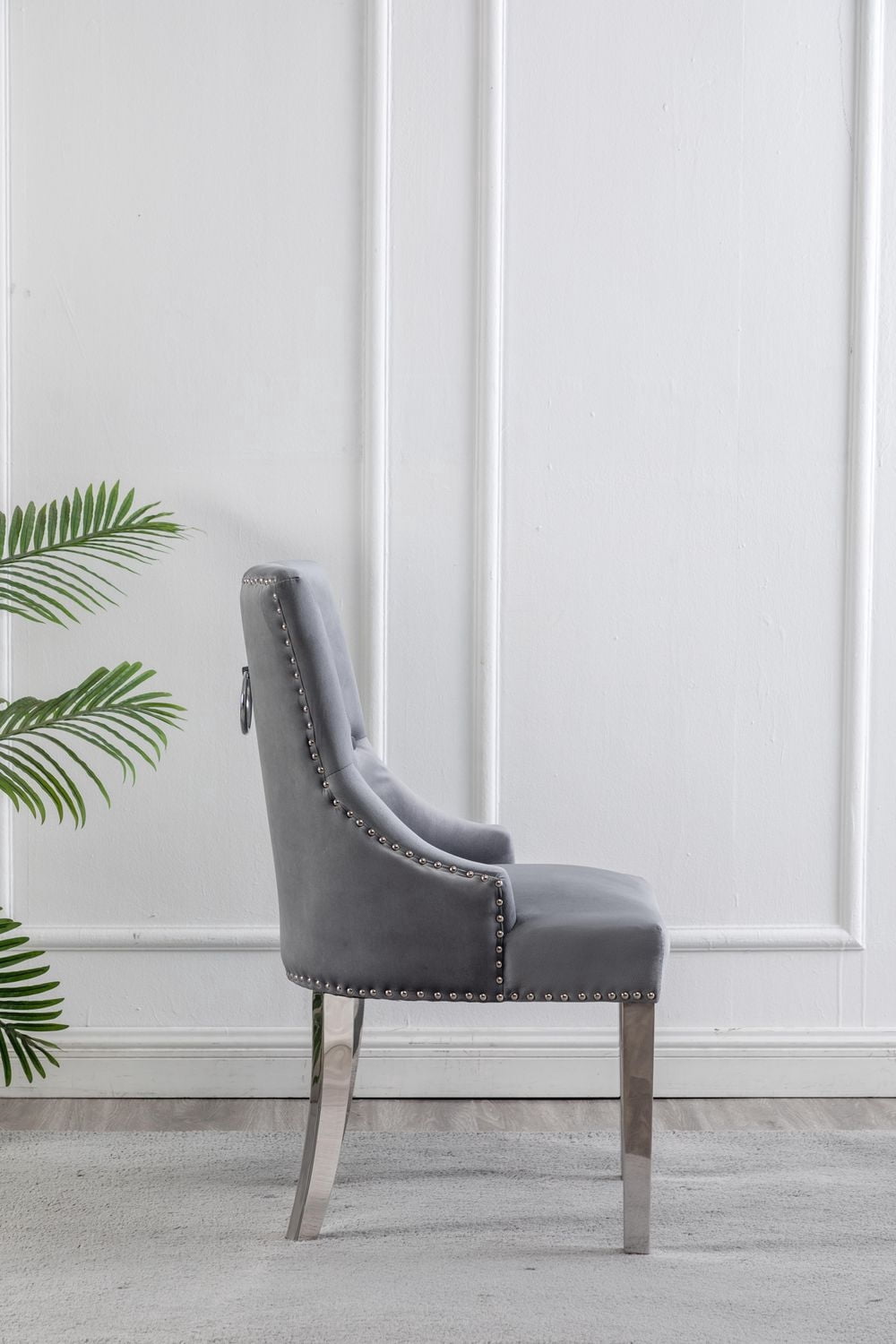 CHAISES K-LIVING FANCY EN VELOURS COULEUR GRIS AVEC PIEDS EN ACIER INOXYDABLE ET POIGNÉE ARRIÈRE ROBUSTE (2 CHAISES)