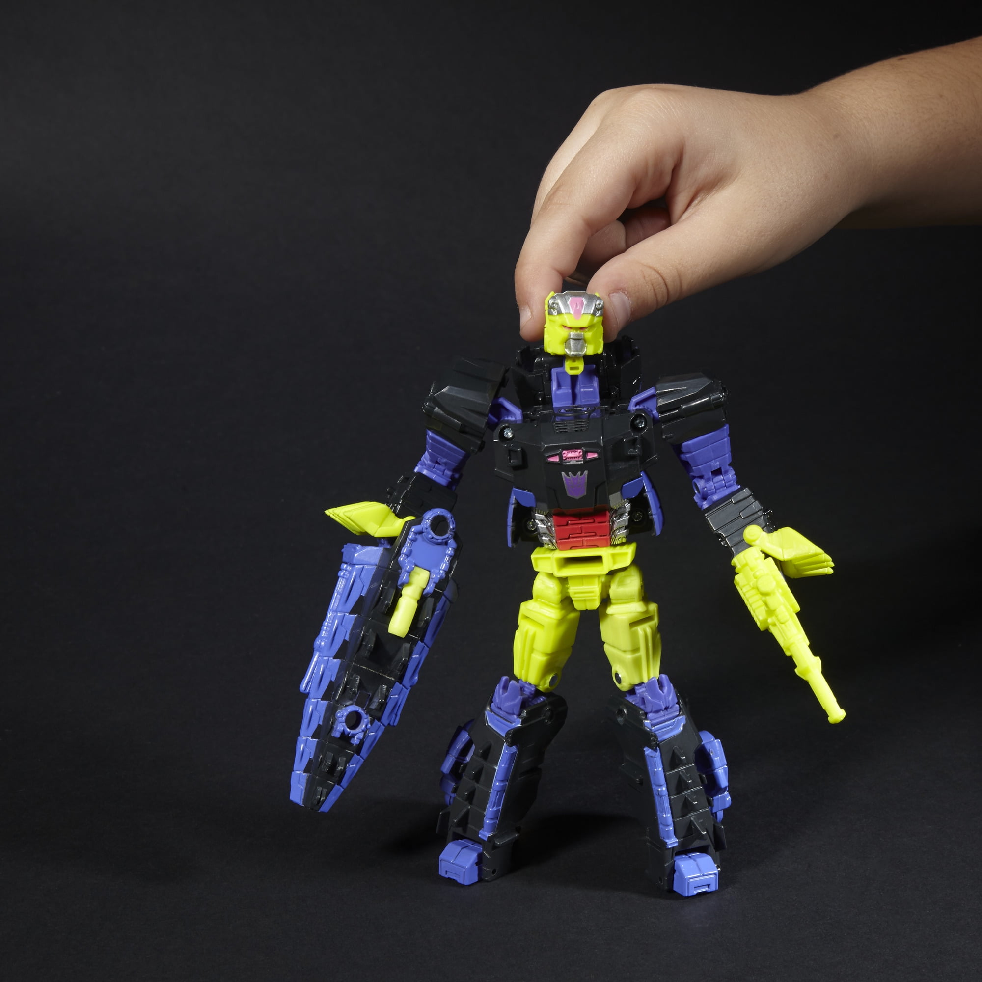 Transformers Generations Titans Return Decepticon Krok and Gatorface