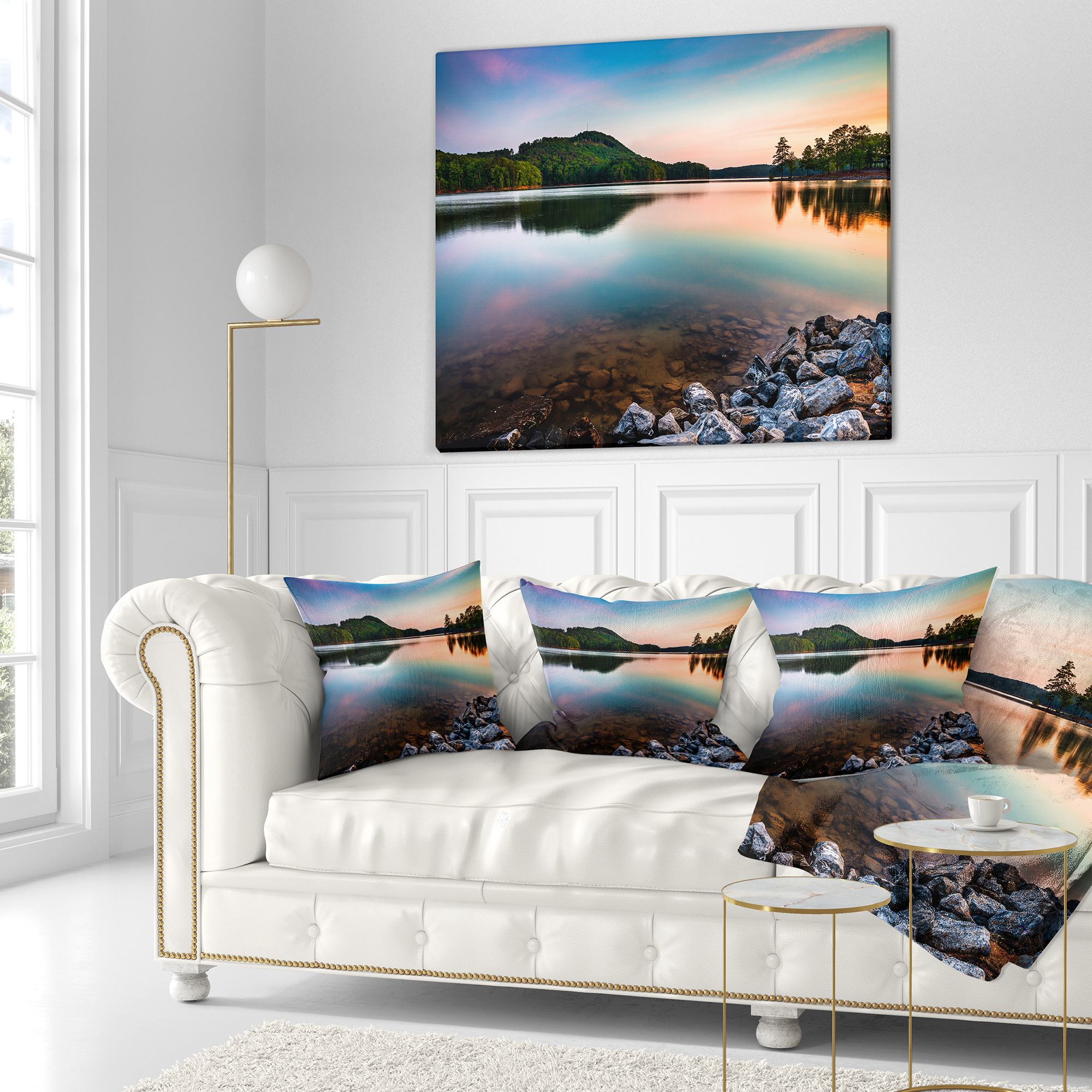 Designart Lake Allatoona at Red Top Mountain - Seashore Throw Pillow - 16x16