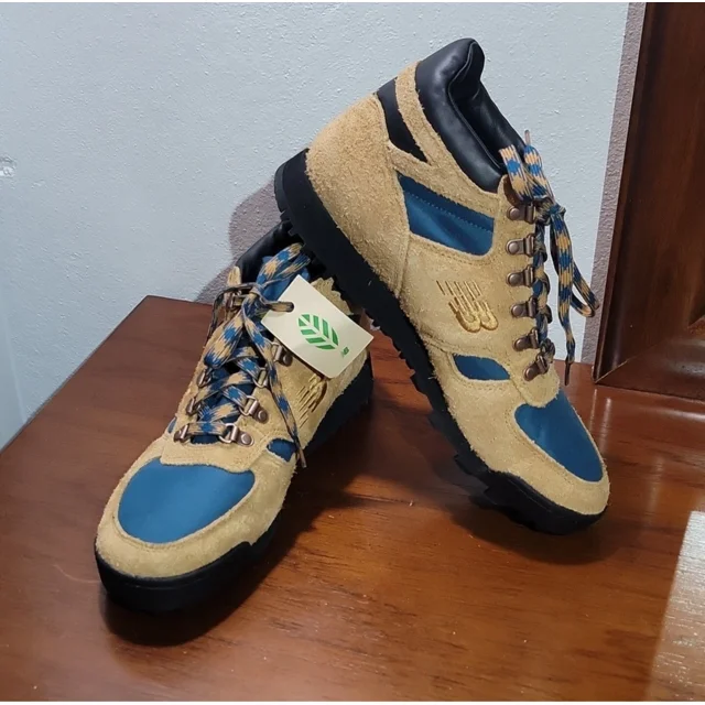 New Balance Rainier Brown Cordura Water Resistant Vibram Sole Uraineca Size 9.5
