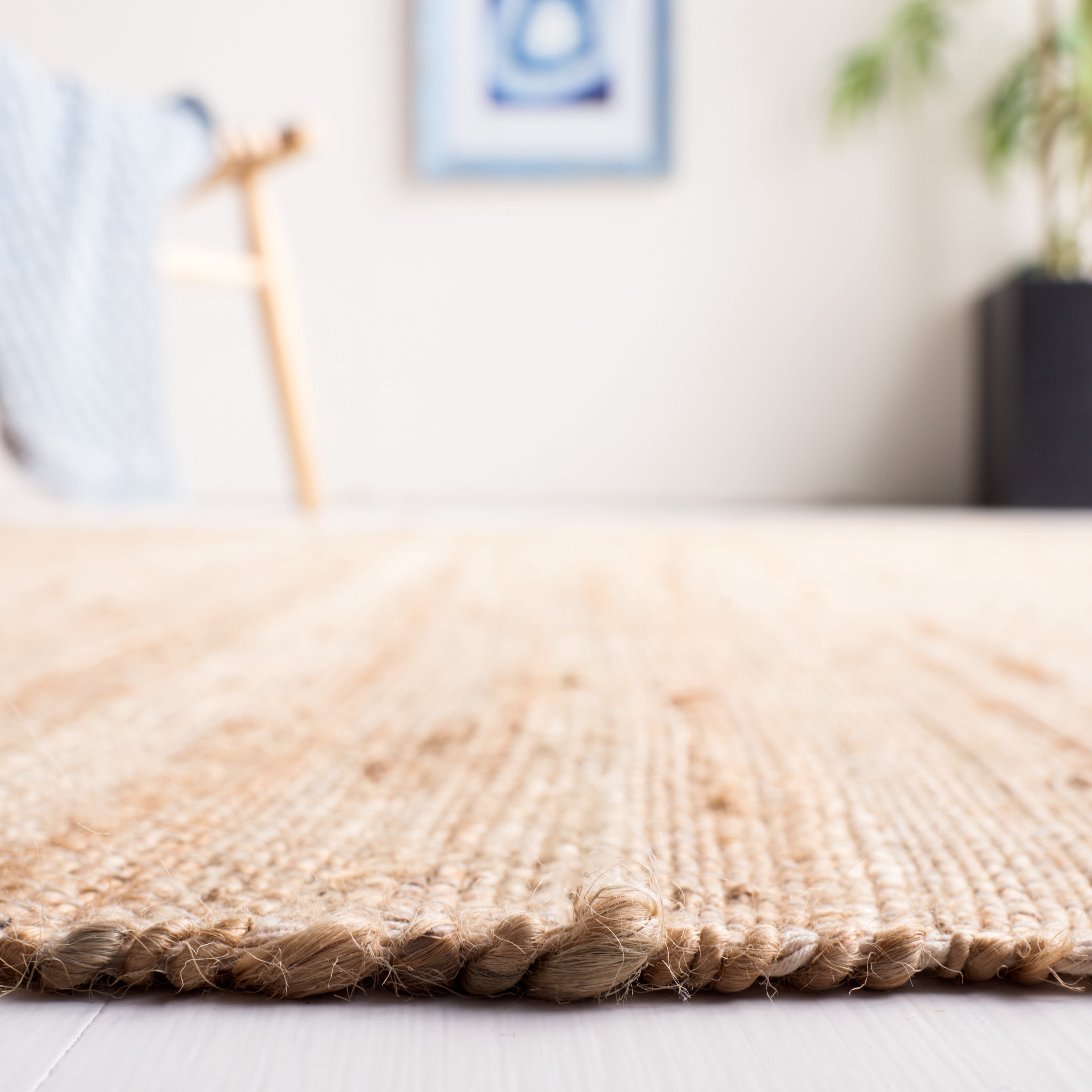 SAFAVIEH Natura Cathleen Solid Area Rug, Natural/Navy, 5' x 8'