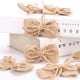 thumbnail image 5 of Gwong Decoración hogareña Arpillera artificial Flor Imitación multifuncional Ropa de imitación Rústico Bowknot Jute Faux decoración floral para árbol de Navidad Gwong 21071754, 5 of 6