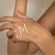 thumbnail image 2 of Collar con colgante de nombre y letra inicial de acero inoxidable 100% para mujer, A-Z del alfabeto impermeable, sin deslustre, 26 letras, 2 of 4