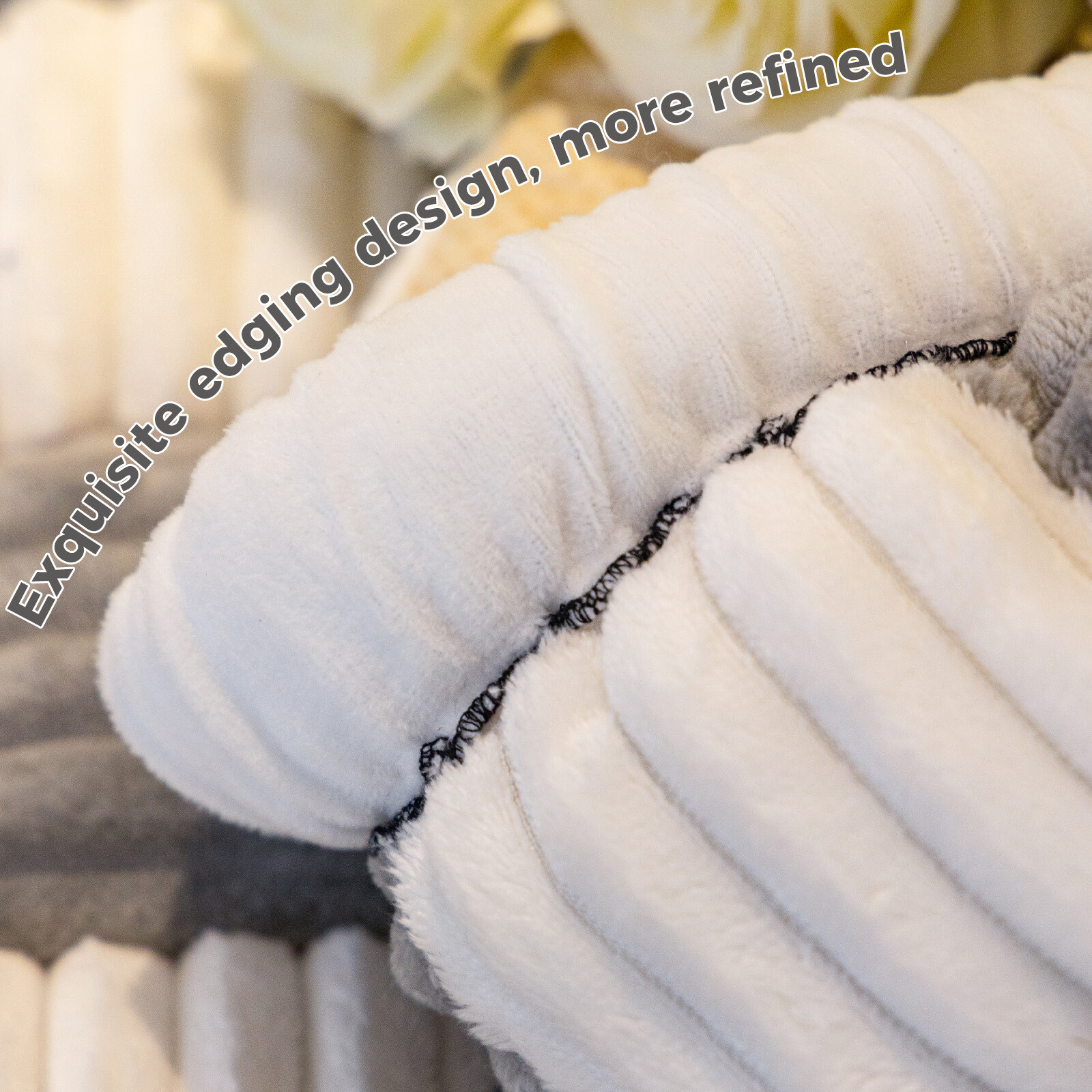 ANMINY Thick Fuzzy Checkered Couch Cover, Non-Slip Nordic Cream Sofa Protector Mat, Soft Flannel Furniture Cover