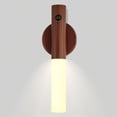 thumbnail image 1 of Lámpara LANDGOO de Madera, Luz Nocturna LED con Sensor de Movimiento y USB, 1 of 9