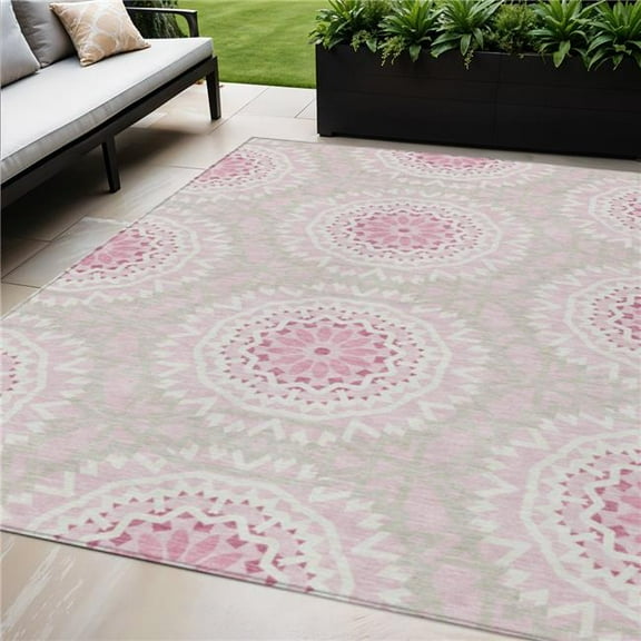 HomeRoots 578665 5 x 8 ft. Floral Medallion Washable Indoor & Outdoor Rectangle Area Rug, Pink, Blush & Ivory