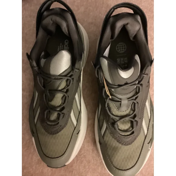 Ad-id-as Men's Originals Ozmorph Sneakers size 9.5 Green NWT