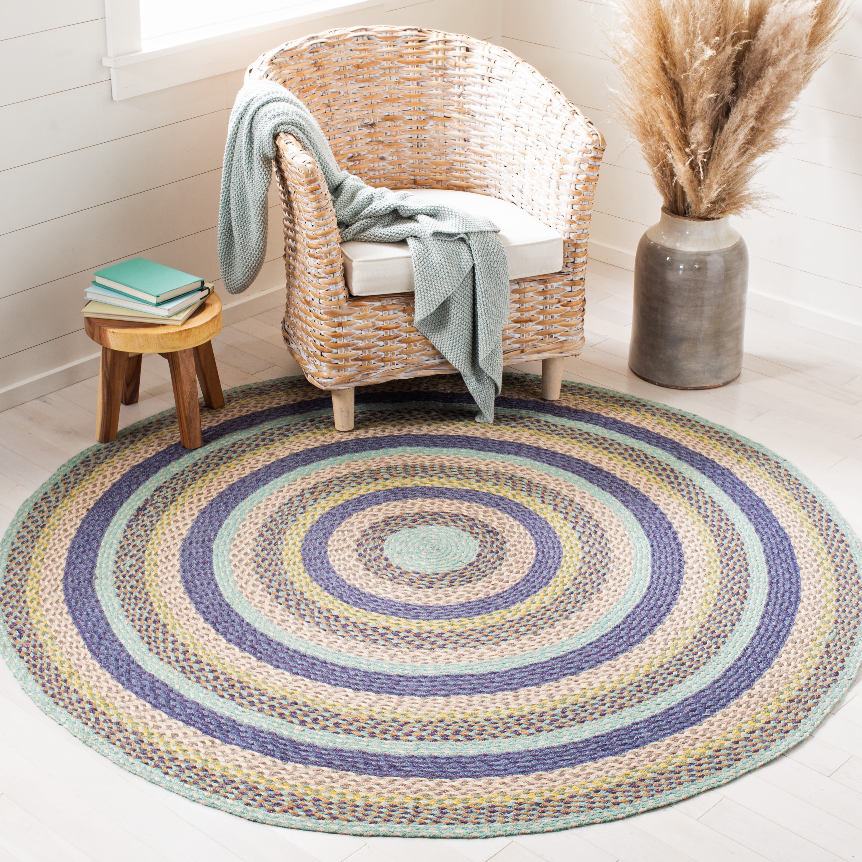 SAFAVIEH Cape Cod Robynne Geometric Area Rug, Blue/Green, 6' x 6' Round