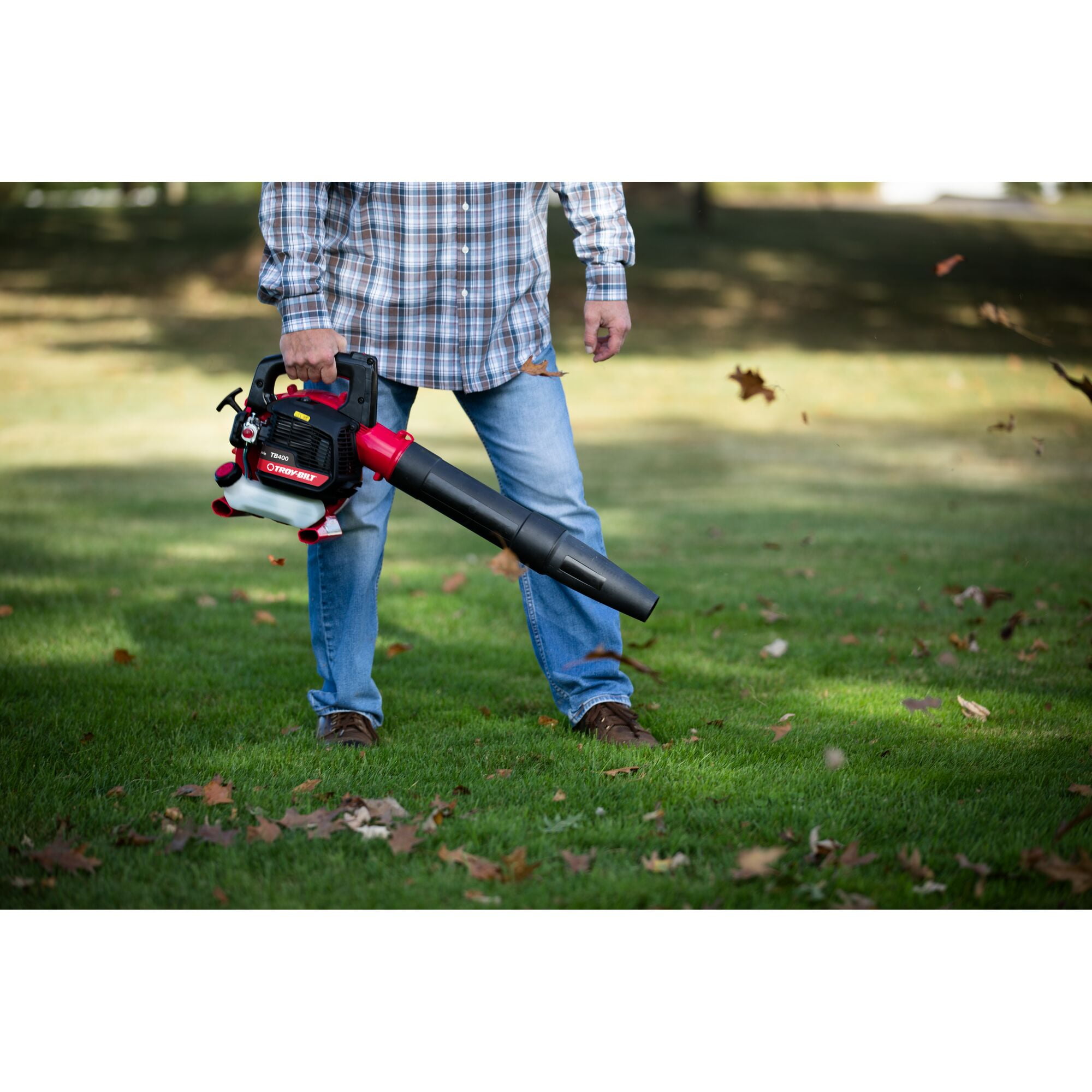 Troy-Bilt  25cc Gas Leaf Blower, TB400