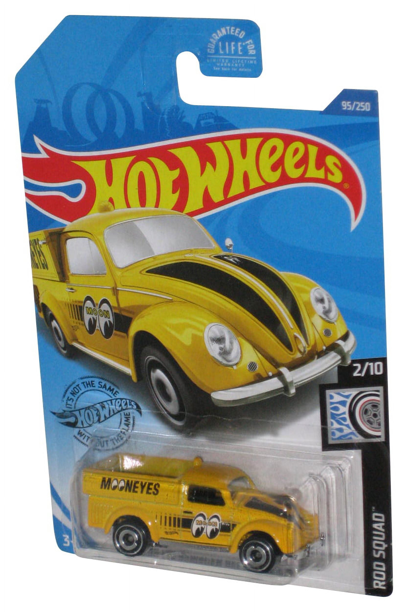 Hot Wheels 2010 New Models 4/44 Red Volkswagen Beetle Car
