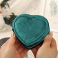 thumbnail image 4 of Caja organizadora de joyas de terciopelo en forma de corazón | Estuche de Viaje Portátil con Cremallera | Interior de Suave Flocado para Collares Anillos Pendientes | Caja de embalaje de regalo, 4 of 6