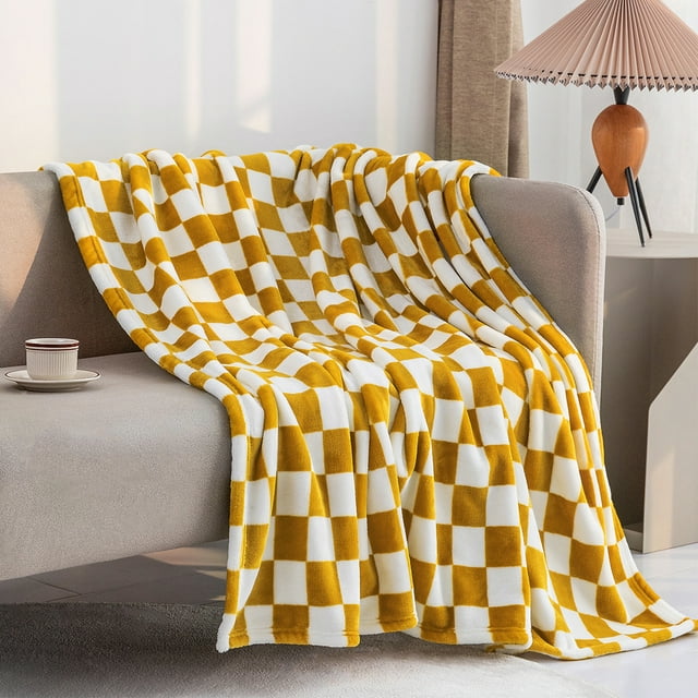 LOMAO Buffalo Check Fleece Throw Blanket Soft Checkered Plaid Blankets Cozy Lightweight Flannel Blanket for Couch Chair Bed(Yellow,51"x63")