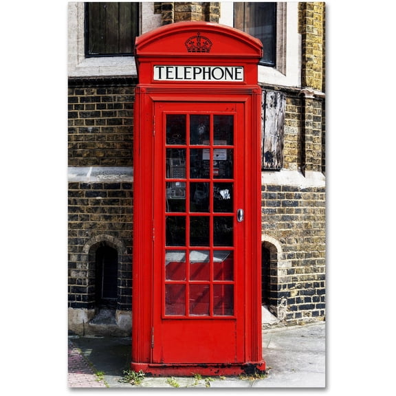 Trademark Fine Art Philippe Hugonnard English Phone Booth London Canvas Wall Art - 12x19