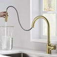 thumbnail image 4 of Grifo de cocina dorado elegante, material de acero inoxidable, diseño elegante y duradero con rociador de doble función, fácil instalación para el área del fregadero de su cocina (oro cepillado), 4 of 7