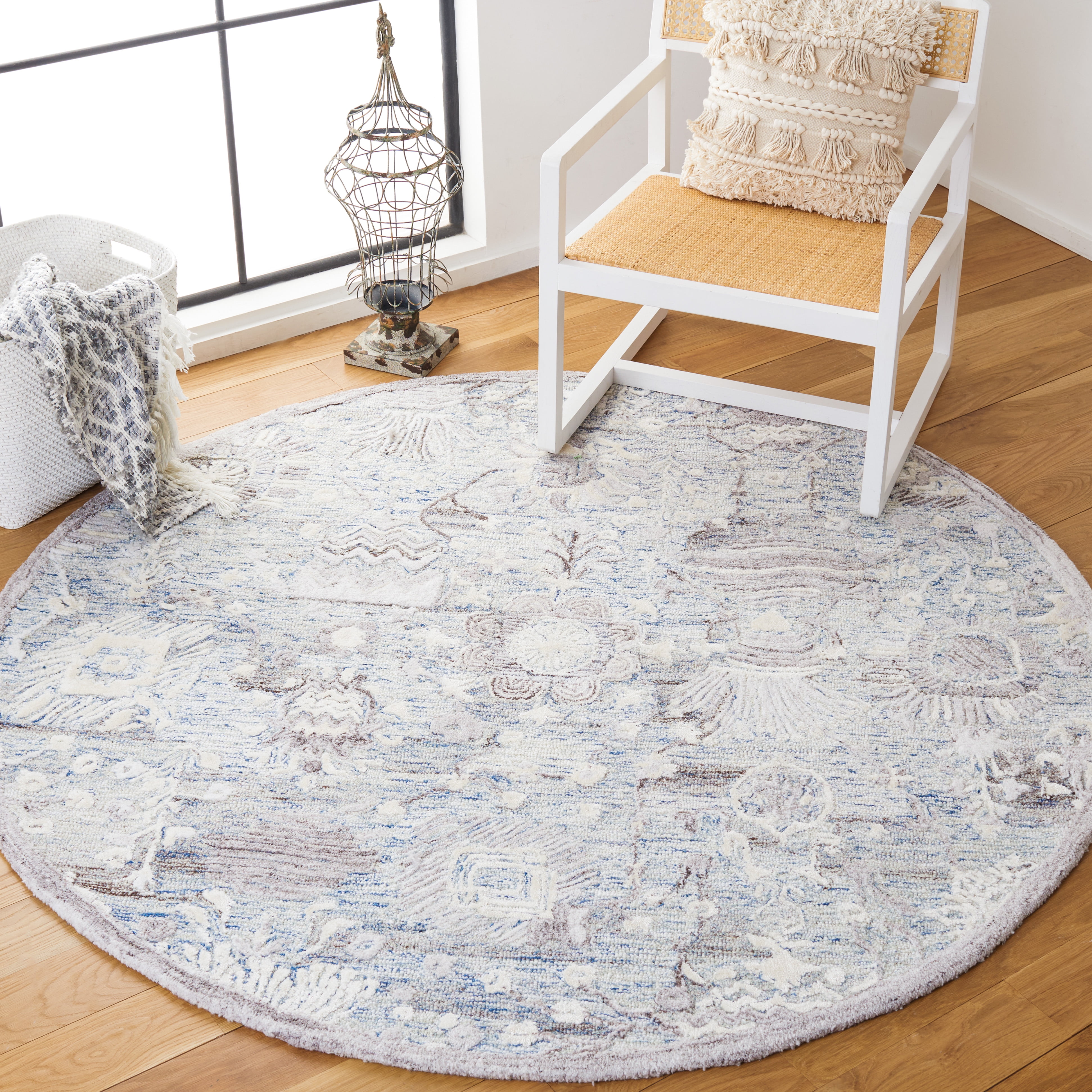 SAFAVIEH Glamour Quinten Floral Area Rug, Light Blue/Ivory, 6' x 6' Round