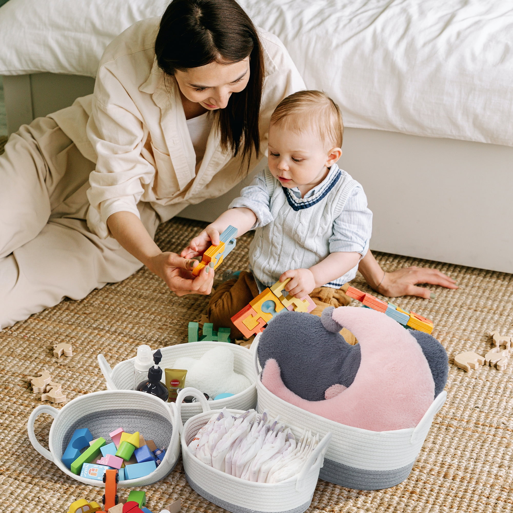Caroeas 4-Piece Cotton Rope Baskets, Shelf Baskets for Organizing Shelves, Woven Decorative Basket, Nesting Bins for Baby Nursery and Toys, White and Gray (4 Sizes)