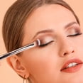 thumbnail image 4 of Sombra de ojos Brush KISS NEW YORK Professional de doble punta, 4 of 7