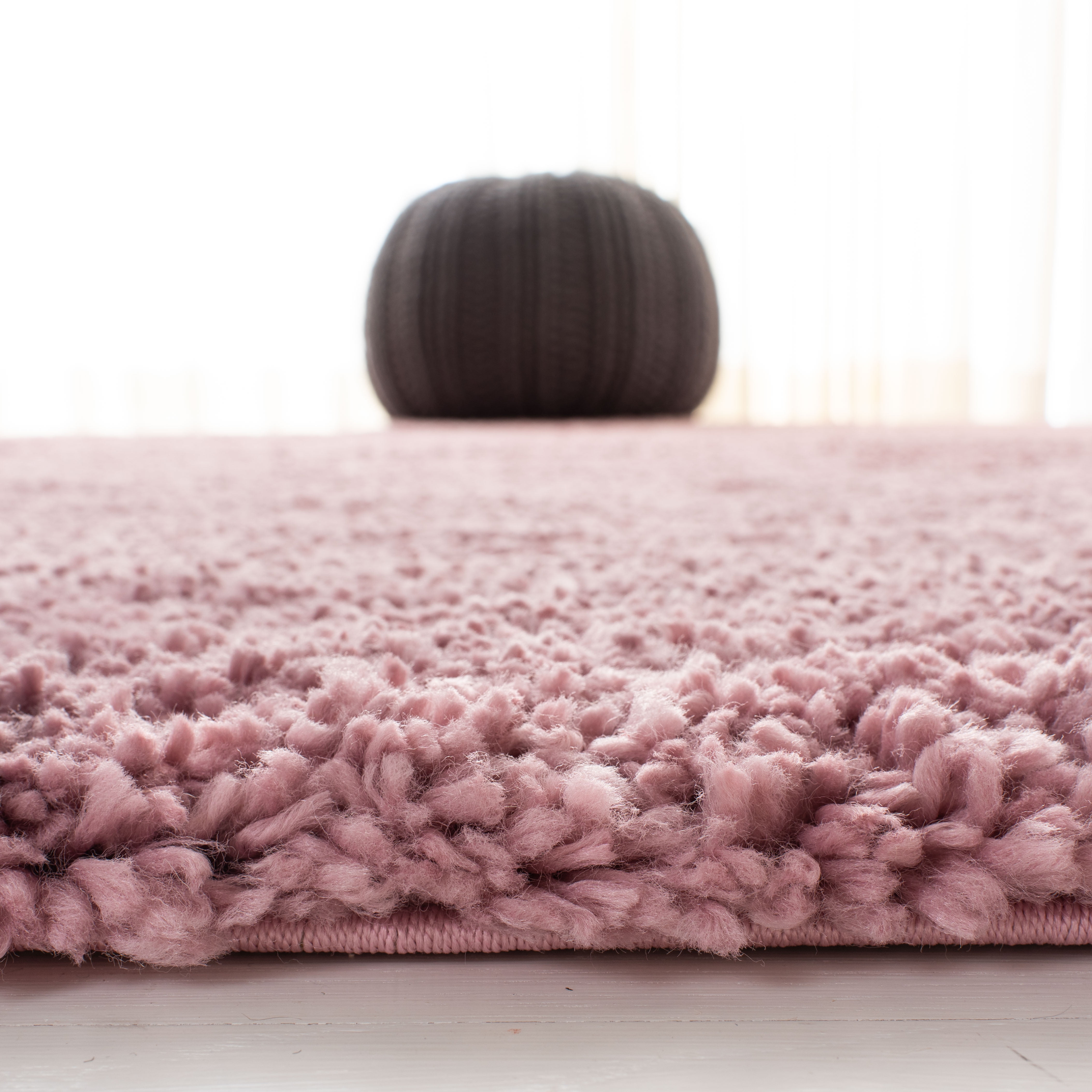 Safavieh Fontana Jamie Solid Shag Area Rug, Pink, 2'3" x 4'