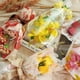 thumbnail image 5 of Xiao Hua Flores, regalos, papel para envolver cajas de regalo, flores de papel de pera de nieve con elementos naturales, papel para envolver regalos (flores de fresa), 5 of 5