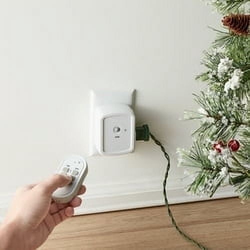 Indoor Wireless Outlets with Remote Control, White, 3 Count, by Holiday Time
