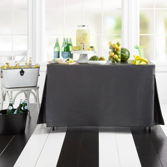 TOWN & COUNTRY LIVING Tablevogue Fitted Table Cover Single Pack, Black, 72"x30.5"x27"