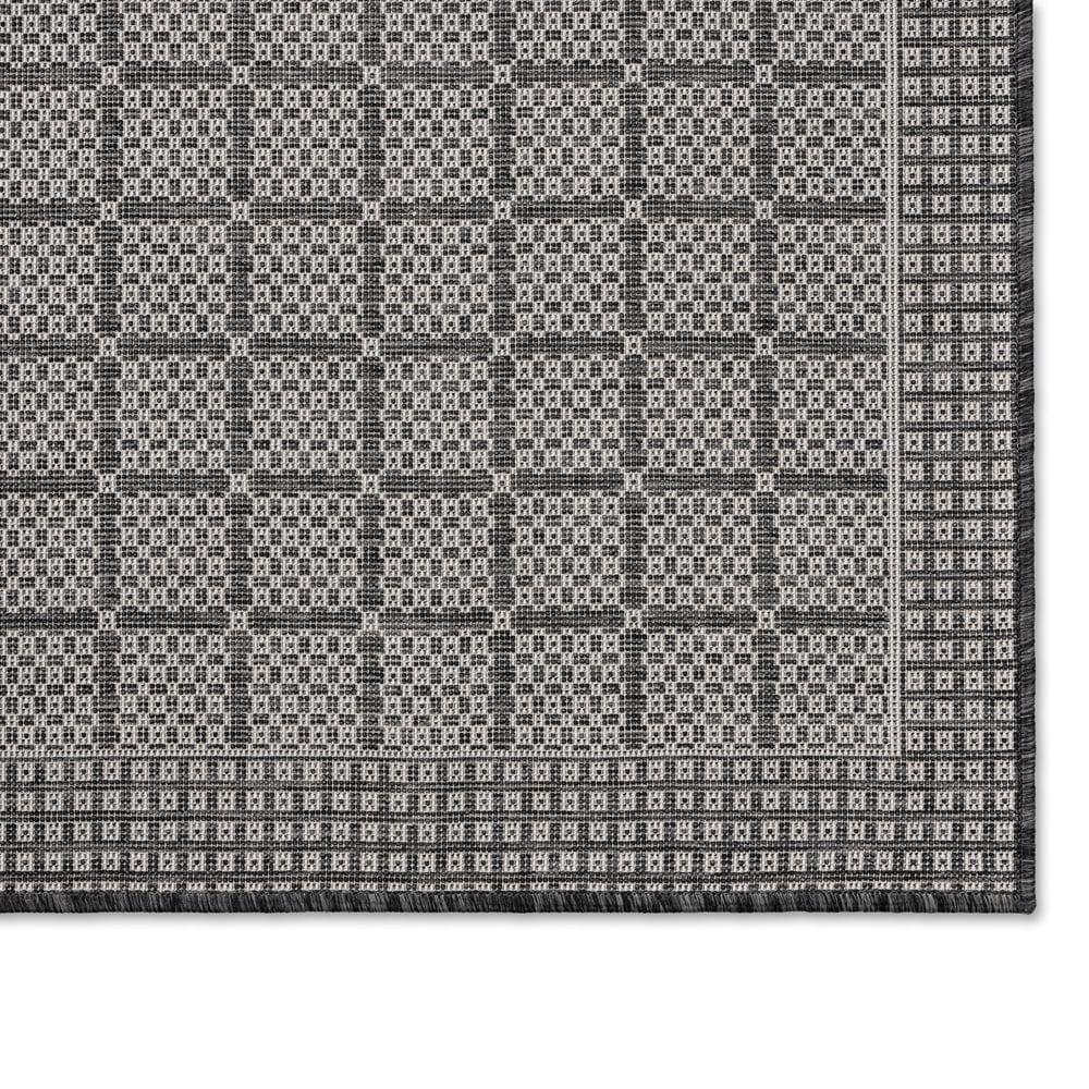Nicole Miller New York Patio Country Luna Contemporary Geometric Indoor/Outdoor Area Rug, Black/Grey, 5'2"x7'2"