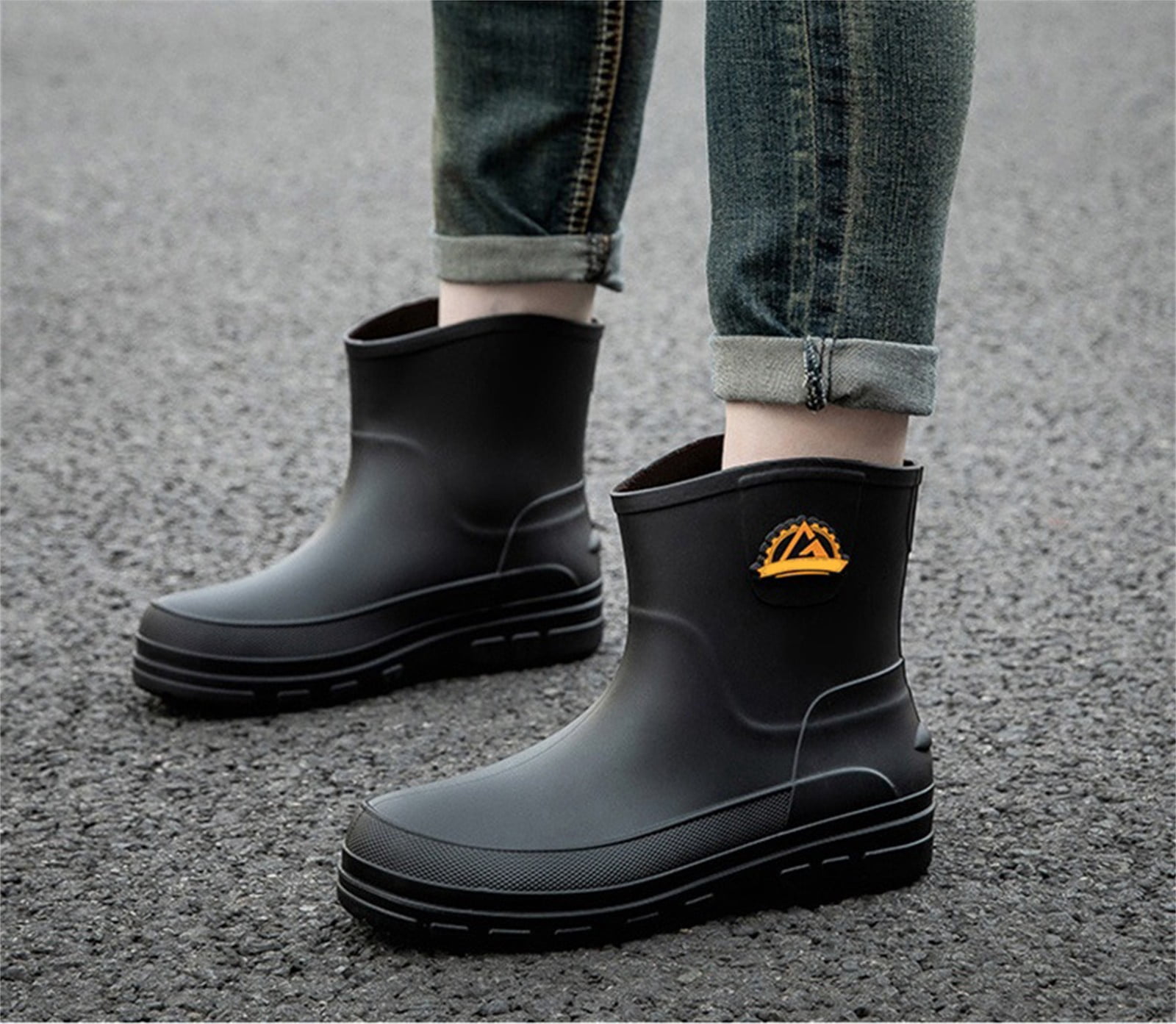 Men Waterproof Garden Slip-On Short Boots Rain Boots Breathable Lightweight Mid Calf Deck Fishing Outdoor Slip Resistant Shoes for Outdoor Activities