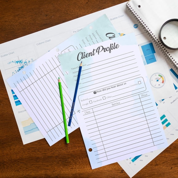 OFFIGAM 50Pcs Green Client Profile Cards with Holes for Binder Professional Customer Record Sheets
