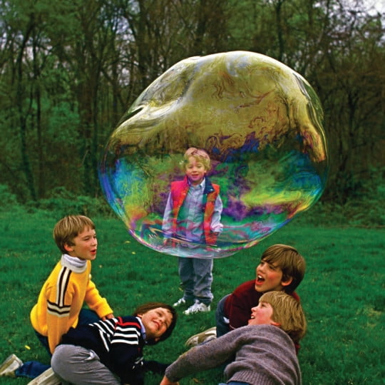 Outdoor Toys Create Huge Bubbles Toyland� Giant Bubble Making Kit 