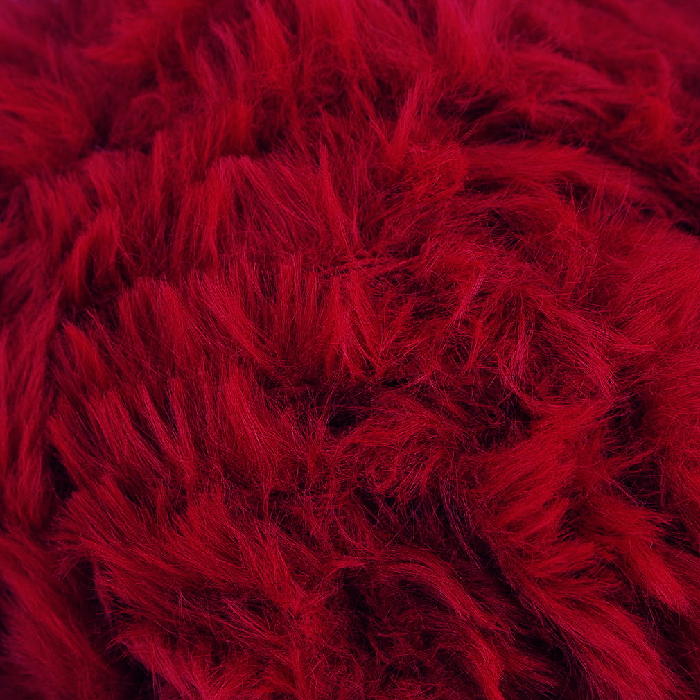 Pretty Jolly 4 Skeins Faux Fur Yarn Super Soft Chunky Yarn Fluffy Yarn for  Crochet Knitting Eyelash Yarn Polyester Yarn (Red) – BigaMart